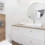 Daire Plac Unii Srodmiescie By Renters *