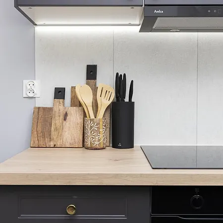 Plac Unii Srodmiescie By Renters *