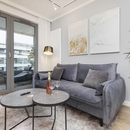 Plac Unii Srodmiescie By Renters Апартаменты Гдыня