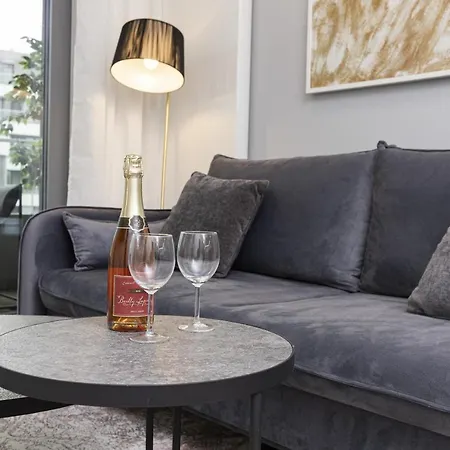 Plac Unii Srodmiescie By Renters Daire