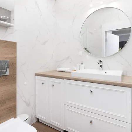 Lägenhet Plac Unii Srodmiescie By Renters *