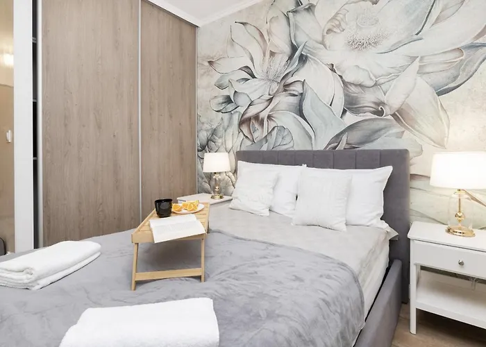 Plac Unii Srodmiescie By Renters Lägenhet